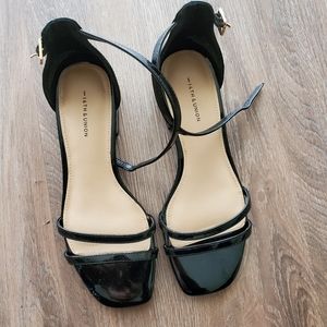 Black sandals